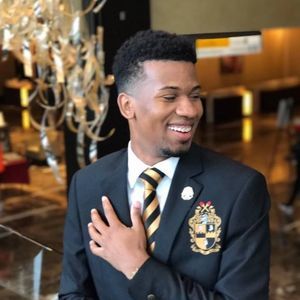 Meet your Posher, Barrington